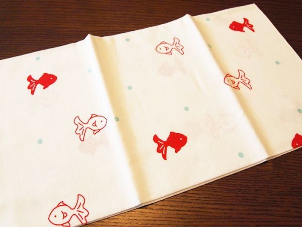 画像2: 夏模様の手ぬぐい5柄 スイカ、うちわ、花火、風鈴、金魚 (2)